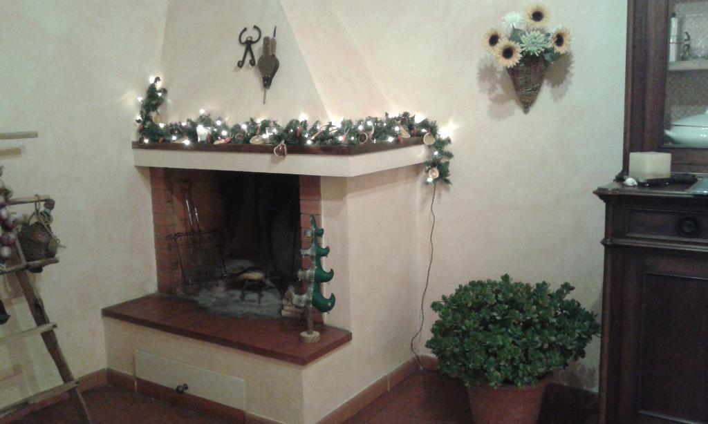 La Casetta Di Barbara อิมปรูเนตา ภายนอก รูปภาพ